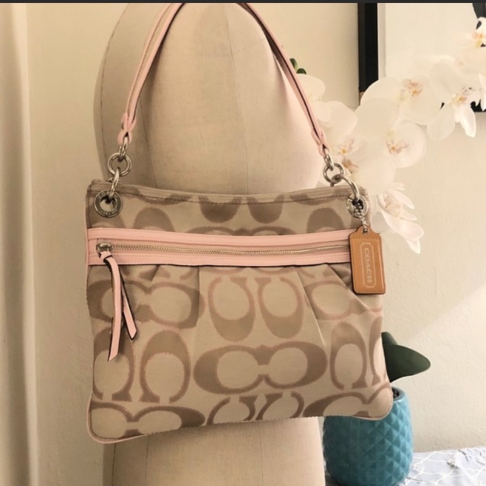 COACH Glam Pink & Tan glam canvas messenger 🌟